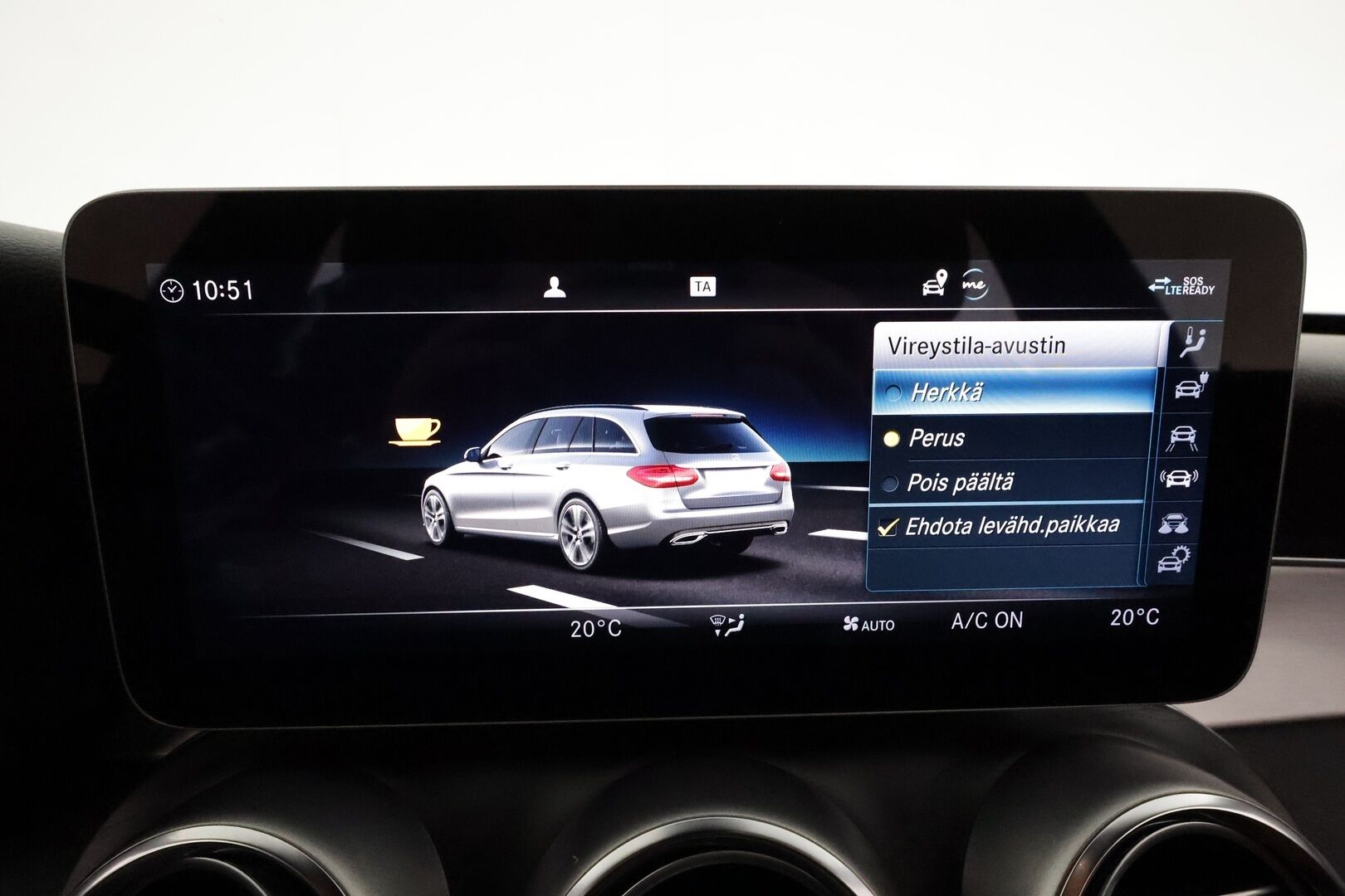 Mercedes-Benz C 2020 300 de T A Business AMG Edition EQ Power **Distronic+ / Multibeam / Koukku / P.kamera / Ruskeat nahat / Navi** - Suomi-auto / Kahdet renkaat aluvanteilla ja pitkä leima - HULLUT JOULUT KORKOTARJOUS 2,49% 