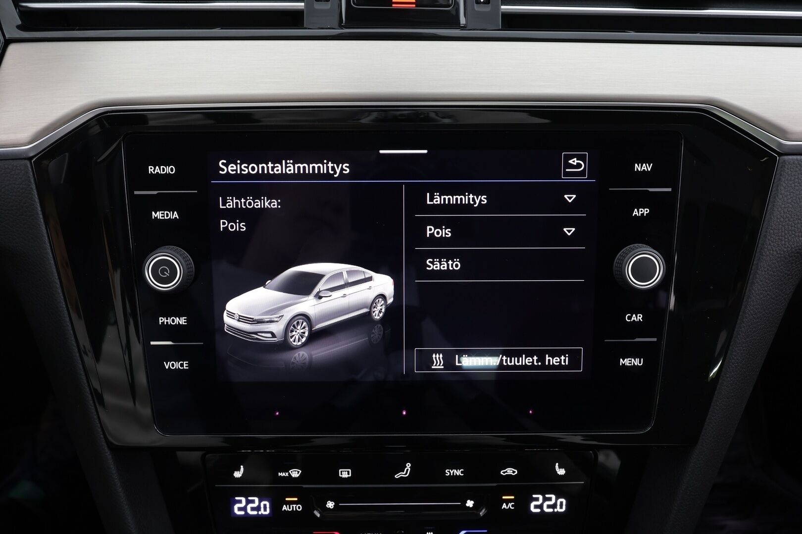 Volkswagen Passat 2022 Sedan R-Line 1,5 TSI EVO 110 kW DSG* Matrix LED / Adapt.vakkari / Webasto / 360 kamera / Koukku / Keyless/ Aplle&Android* - 1.Om Suomi auto / 2x renkaat alumiini vanteilla - HULLU BLACKWEEK KORKOTARJOUS 2,49%