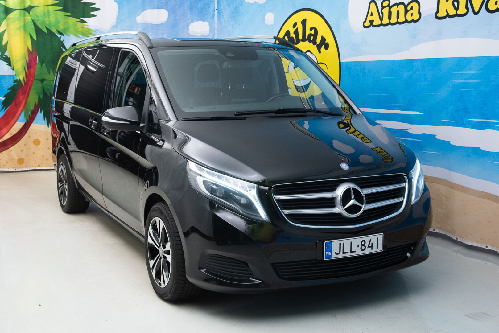 Mercedes-Benz V 2015 220 BlueTEC keskipitkä A2 8-Paikkainen * Webasto / P-Kamera / Vakionopeudensäädin / Tutkat edessä ja takana * - 3,99 % KORKOTARJOUS TÄHÄN AUTOON 31.8. ASTI! - Uudet talvirenkaat / Juuri huollettu / Elokuussa katsastettu! *