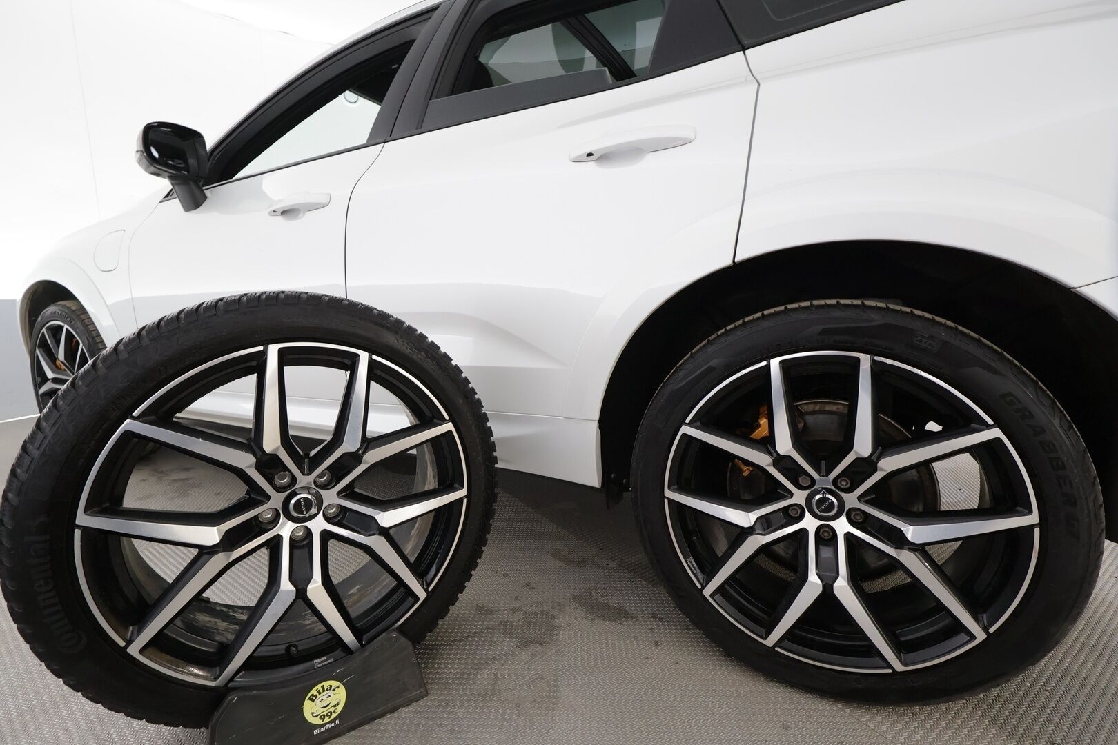 Volvo XC60 2020 T8 TwE AWD Polestar Engineered aut - ACC | Webasto | Full LED | Koukku | H&K | Panorama | Muistipenkki |360° |Keyless | BLIS