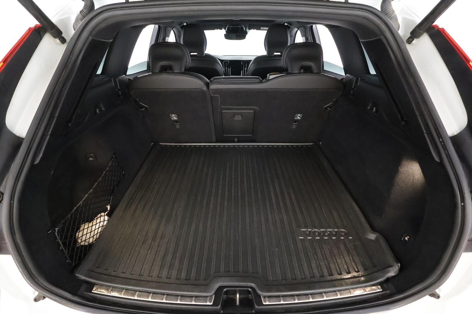 Volvo XC60 2020 T8 TwE AWD Polestar Engineered aut - ACC | Webasto | Full LED | Koukku | H&K | Panorama | Muistipenkki |360° |Keyless | BLIS