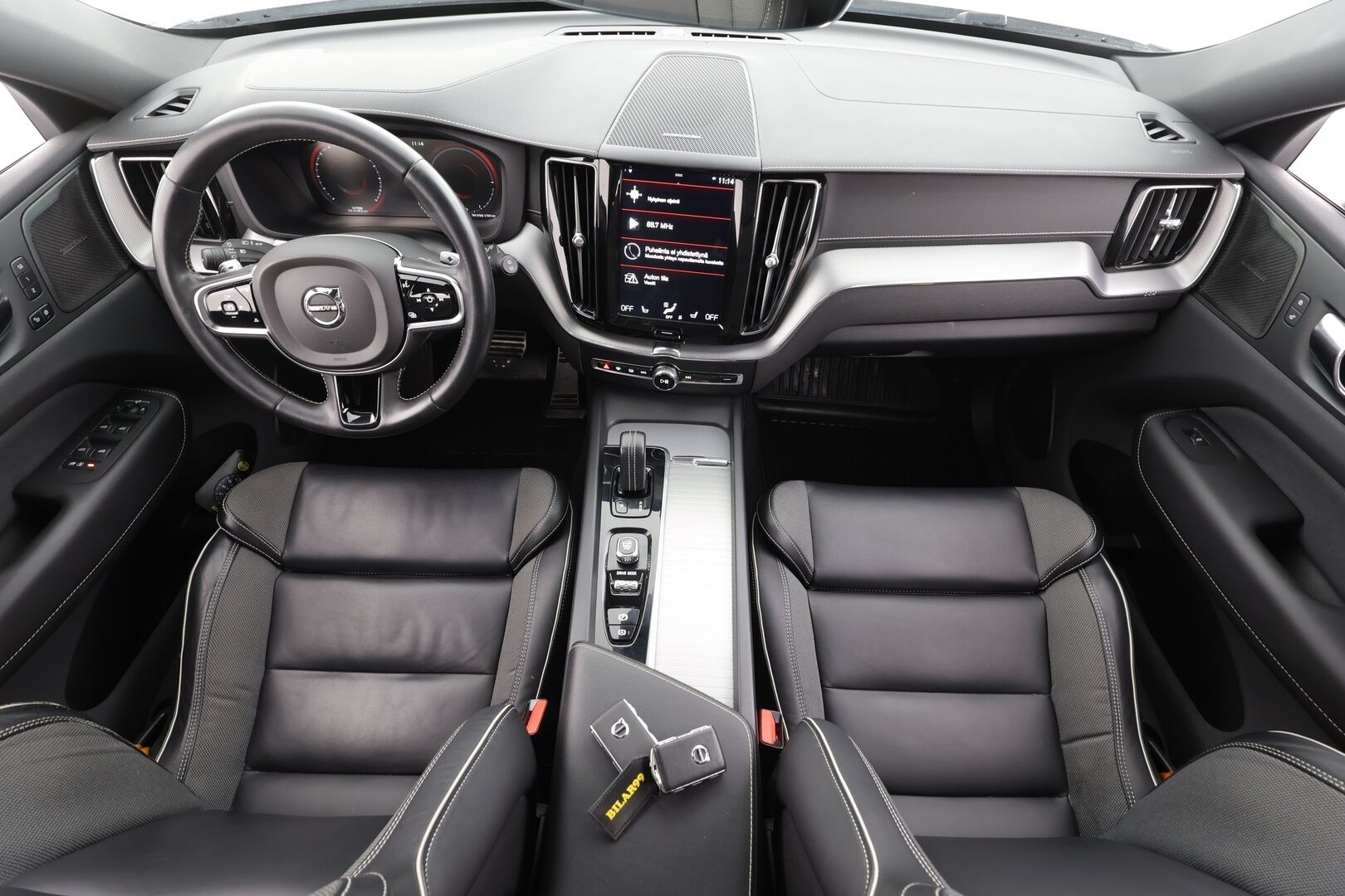 Volvo XC60 2020 T8 TwE AWD Polestar Engineered aut * ACC / Webasto / Full LED / Koukku / H&K / Panorama / Muistipenkki / 360° / Keyless / BLIS  * - 1.Om Suomi-auto / Kahdet renkaat aluvanteilla / Merkkihuollettu / Huippuvarusteet - HULLUT AVAJAISHULINAT KORKOTARJOUS 3,29 %