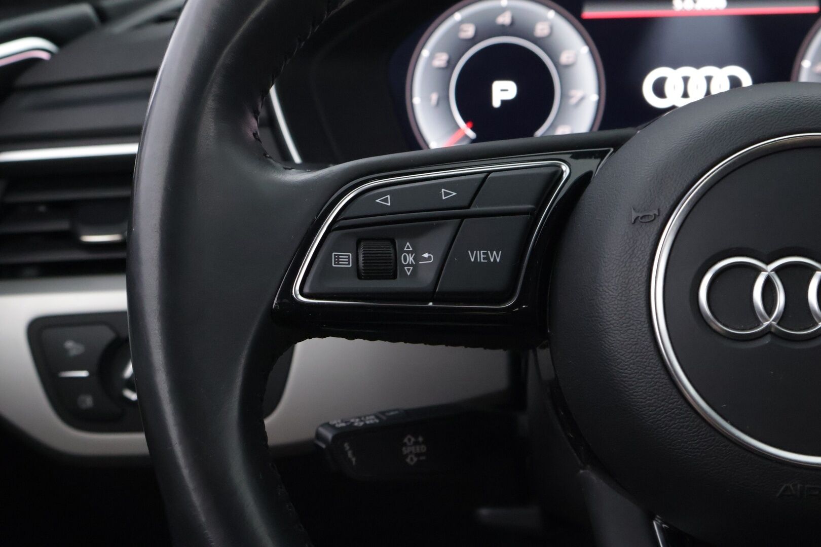 Audi A4 2019 Avant Business Advanced 40 TFSI 140 kW MHEV S tronic - Suomiauto | Webasto | Koukku | Matrix LED | Digital Cockpit | BLIS | Peruutuskamera | Apple&Android | Sporttipenkit | Juuri tullut Tampereelle!