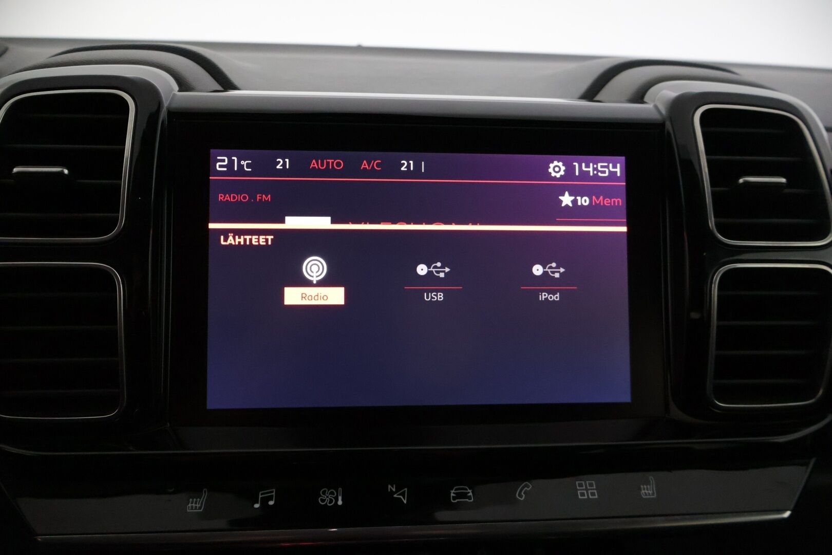 Citroen C5 Aircross 2020 PureTech 180 Feel EAT8 Automaatti* Kaistavahti / Digimittaristo / Tutkat * - *Luotettavalla ja paremmalla 1.6 tekniikalla / Merkkiliikkeen huoltohistoria *