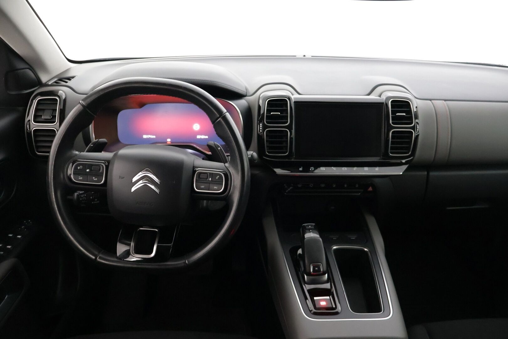 Citroen C5 Aircross 2020 PureTech 180 Feel EAT8 Automaatti* Kaistavahti / Digimittaristo / Tutkat * - *Luotettavalla ja paremmalla 1.6 tekniikalla / Merkkiliikkeen huoltohistoria *