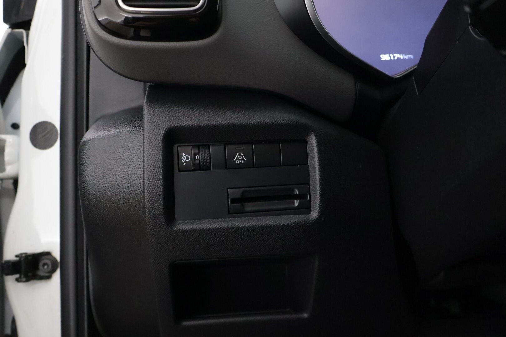 Citroen C5 Aircross 2020 PureTech 180 Feel EAT8 Automaatti* Kaistavahti / Digimittaristo / Tutkat * - *Luotettavalla ja paremmalla 1.6 tekniikalla / Merkkiliikkeen huoltohistoria *