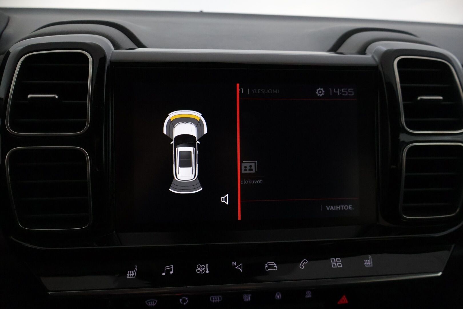 Citroen C5 Aircross 2020 PureTech 180 Feel EAT8 Automaatti* Kaistavahti / Digimittaristo / Tutkat * - *Luotettavalla ja paremmalla 1.6 tekniikalla / Merkkiliikkeen huoltohistoria *