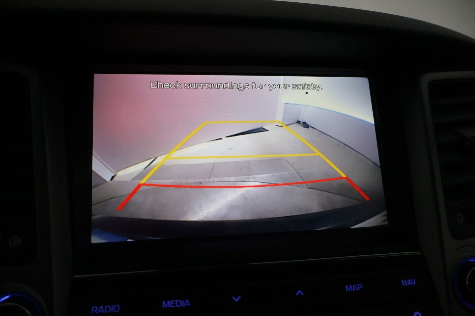 Hyundai Tucson 2016 1.6 T-GDI 4WD 7DCT-aut Premium * Panorama / Blis / Kaistavahti / lämmitettävät/tuuletettavat etupenkit /  Nahkapenkit * - * huippuvarusteet / Uusi tuulilasi / 2x vanteet ja hyvillä kumeilla *