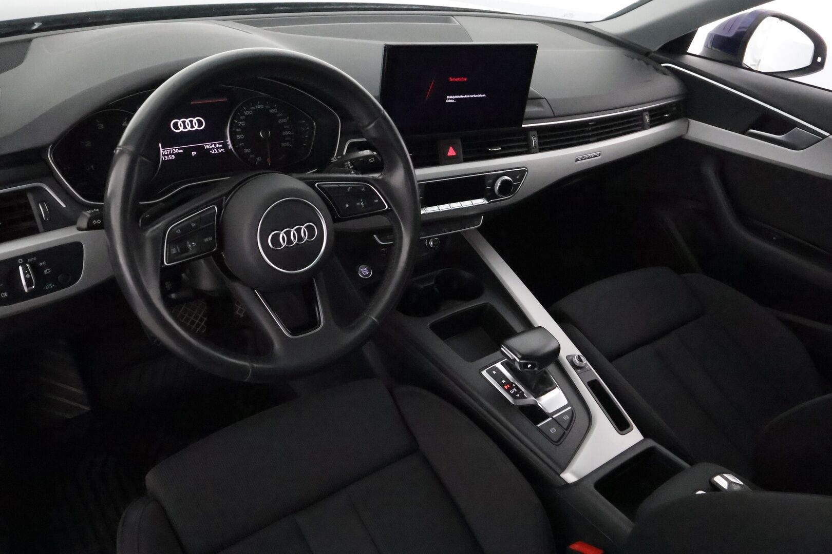 Audi A4 2020 Avant Business Advanced Comfort Edition 40 TDI 140 kW quattro S tronic **Webasto / Koukku / LED-valot / P.Kamera** - Suomi-auto / Kahdet Renkaat