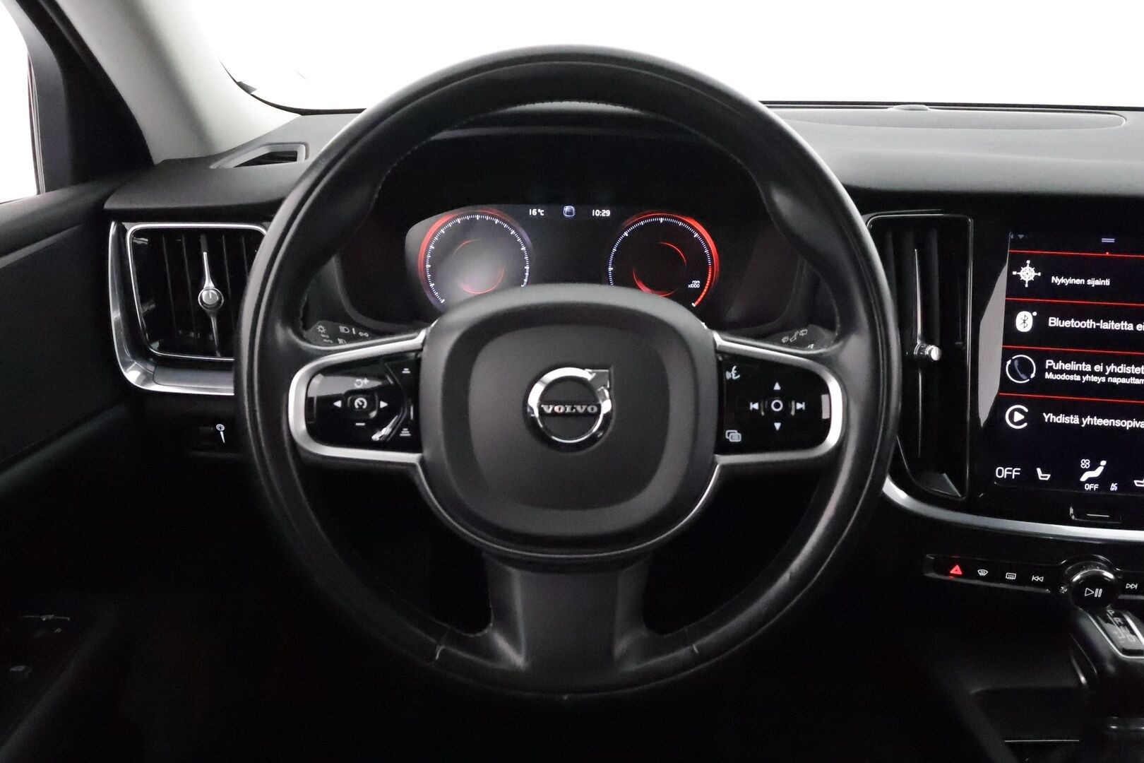 Volvo V60 Cross Country 2020 D4 AWD Business aut **Adapt.vakkari / Full LED / Webasto / Koukku / P.kamera / KeylessGo / Digimittaristo / Nahat** - Suomi-auto / Merkkihuollettu / Kahdet renkaat aluvanteilla