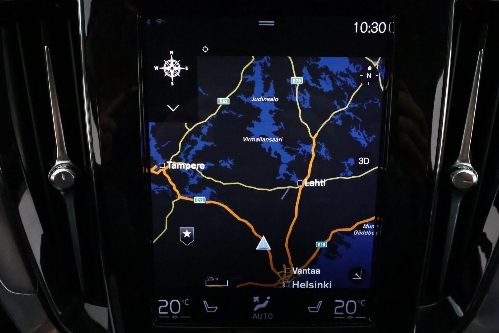 Volvo V60 Cross Country 2020 D4 AWD Business aut **Adapt.vakkari / Full LED / Webasto / Koukku / P.kamera / KeylessGo / Digimittaristo / Nahat** - Suomi-auto / Merkkihuollettu / Kahdet renkaat aluvanteilla