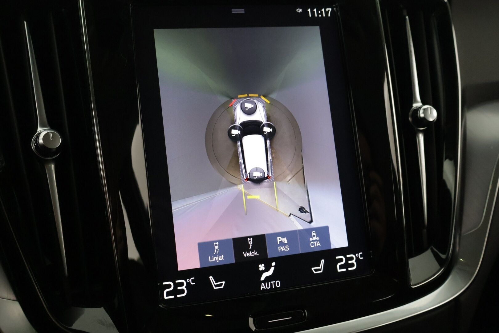 Volvo V60 Cross Country 2019 D4 AWD aut **Nahkasisusta / Sporttipenkit muistilla / VoC / ACC / 360 kamerat / Koukku ** - Hyvä huoltohistoria! / Jakohihna tehty 2024 - HULLUT AVAJAISHULINAT KORKOTARJOUS 3,29 %