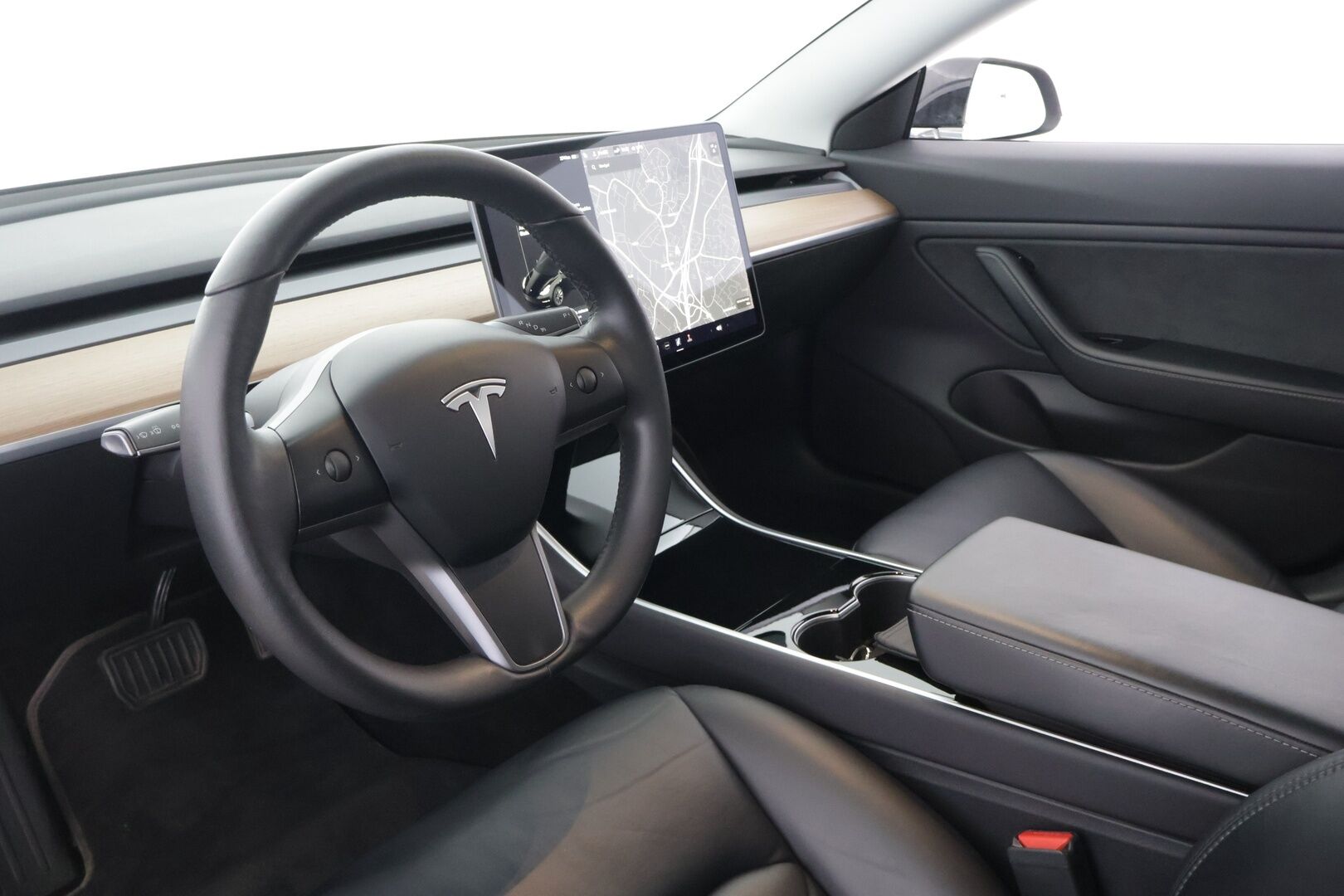 Tesla Model 3 2019 Performance - */ Suomi-auto / Äänieristetty / Sähkökäyttöinen Frunk / Autopilot / Premium Audio / 2x renkaat / Juuri saapunut /*