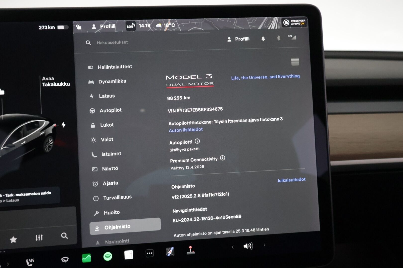 Tesla Model 3 2019 Performance - */ Suomi-auto / Äänieristetty / Sähkökäyttöinen Frunk / Autopilot / Premium Audio / 2x renkaat / Juuri saapunut /*