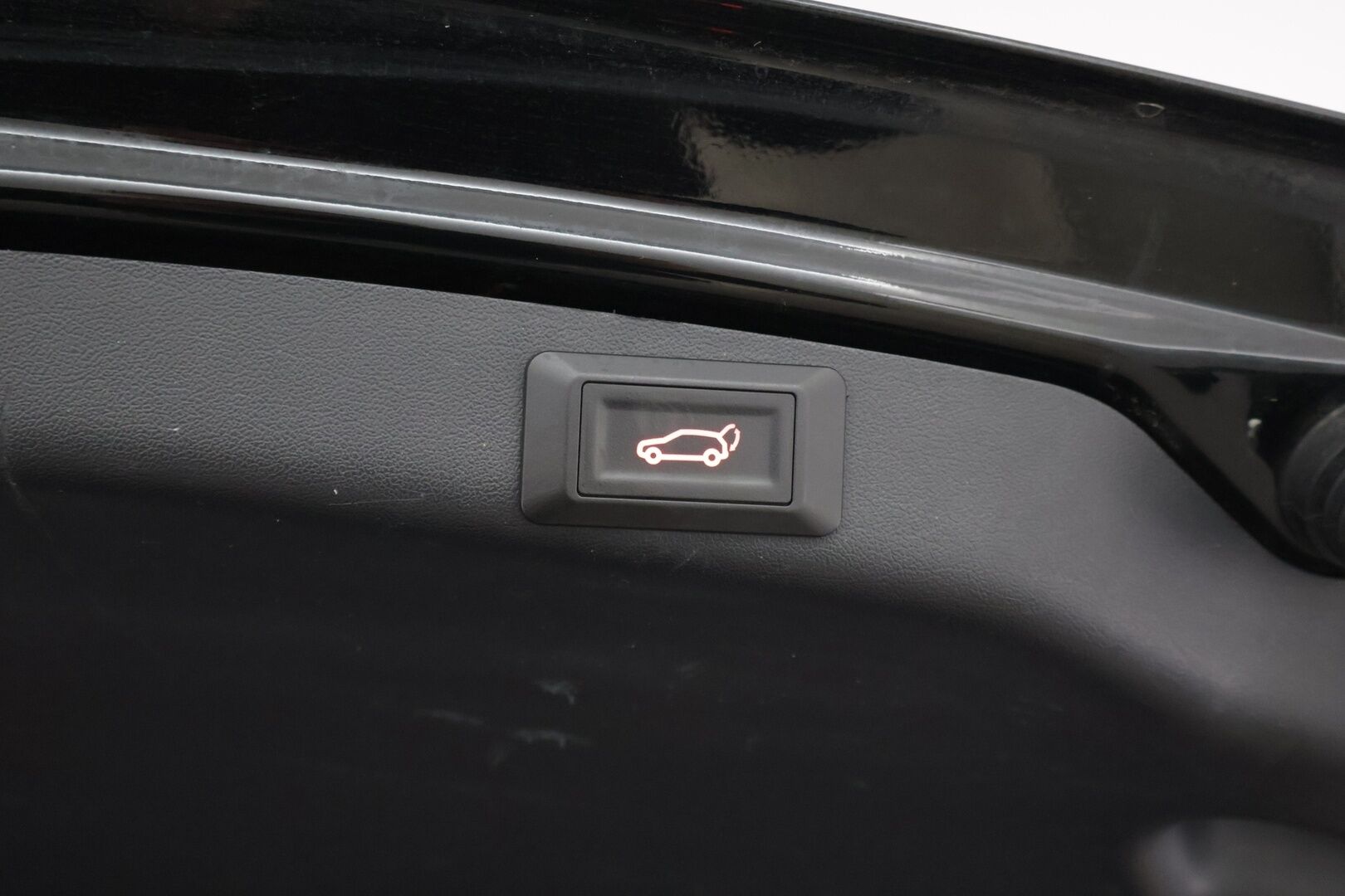 Tesla Model 3 2019 Performance - */ Suomi-auto / Äänieristetty / Sähkökäyttöinen Frunk / Autopilot / Premium Audio / 2x renkaat / Juuri saapunut /*
