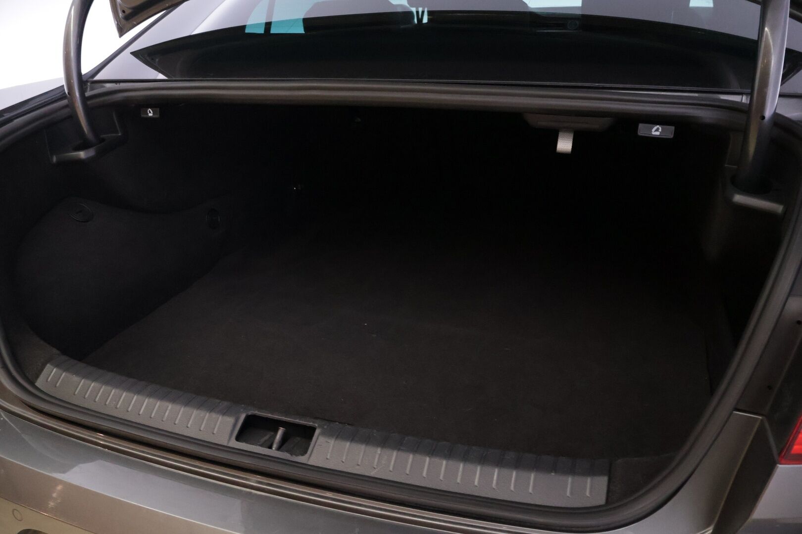 Volkswagen Passat 2016 9.9 kWh GTE Plug-In Hybrid DSG-autom *ACC / Lisälämmitin / P. Kamera / Led-valot / KeylessGo* - Vasta huollettu! / Siisti kuntoinen!