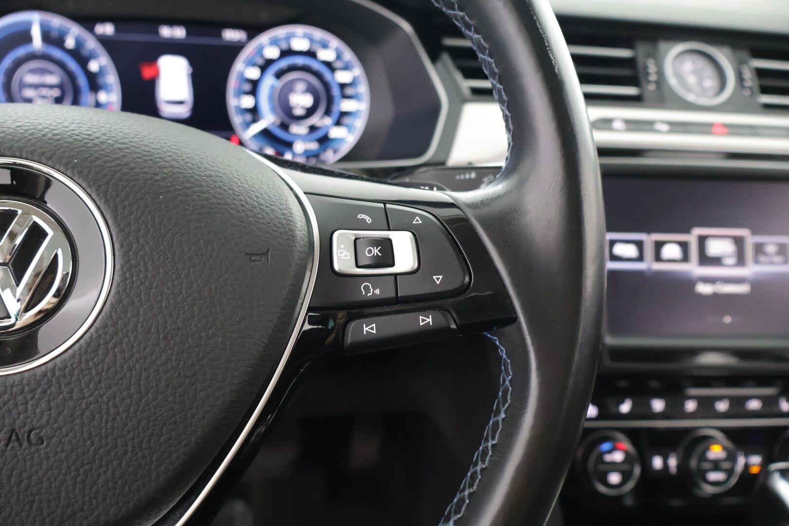 Volkswagen Passat 2016 Variant GTE Plug-In Hybrid 160 kW (218 hv) DSG-automaatti - ACC | 360° kamera | Lasikatto | Ambient Light | Navi | Hudi | Pysäköintitutkat