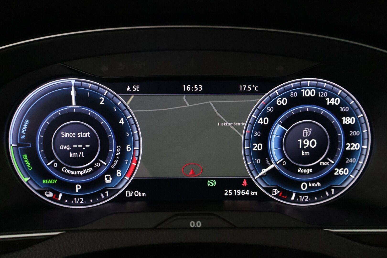 Volkswagen Passat 2016 Variant GTE Plug-In Hybrid 160 kW (218 hv) DSG-automaatti - ACC | 360° kamera | Lasikatto | Ambient Light | Navi | Hudi | Pysäköintitutkat