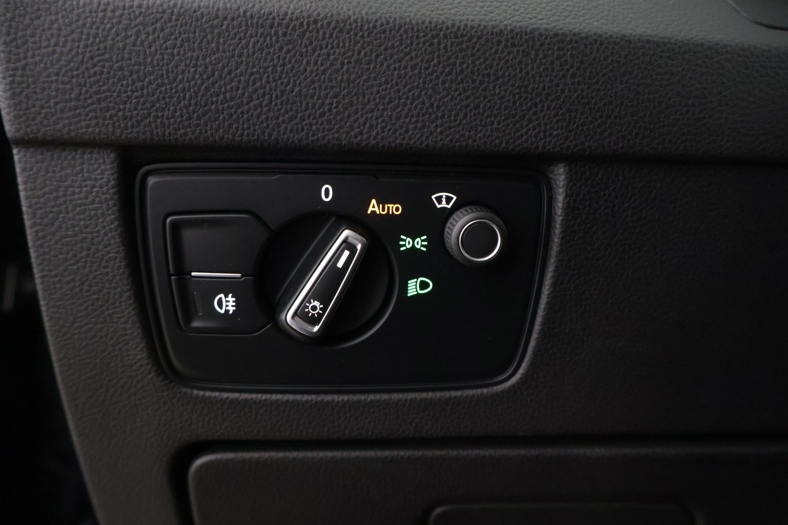 Volkswagen Passat 2016 Variant GTE Plug-In Hybrid 160 kW (218 hv) DSG-automaatti - ACC | 360° kamera | Lasikatto | Ambient Light | Navi | Hudi | Pysäköintitutkat