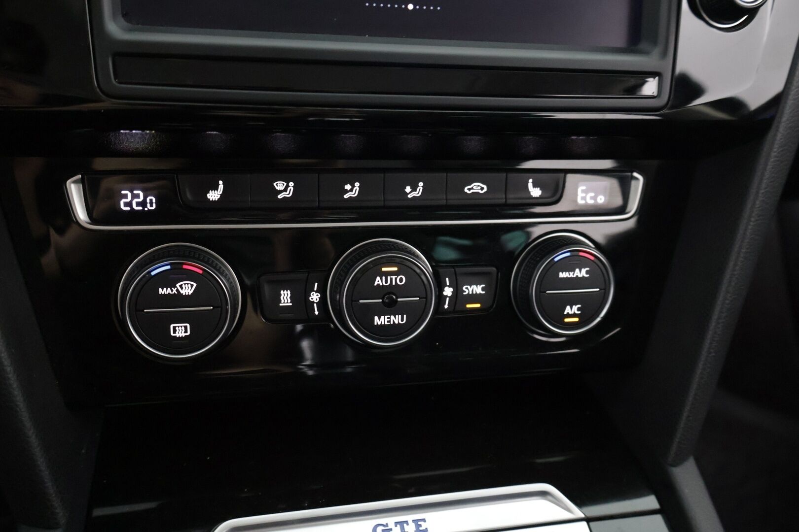 Volkswagen Passat 2016 Variant GTE Plug-In Hybrid 160 kW (218 hv) DSG-automaatti - ACC | 360° kamera | Lasikatto | Ambient Light | Navi | Hudi | Pysäköintitutkat