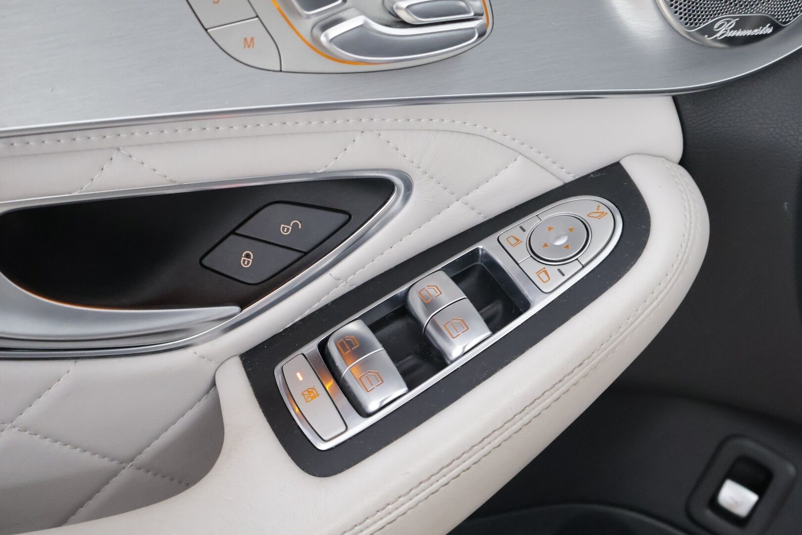 Mercedes-Benz C 2015 220 BlueTec T A Edition 1 * Webasto / Designo Nahat Muistilla / Burmester / Vakkari / Peruutustutkat! - Näyttävä / Harvoin tarjolla / Juuri tullut Tampereelle! - HULLUT AVAJAISHULINAT KORKOTARJOUS 3,29 %