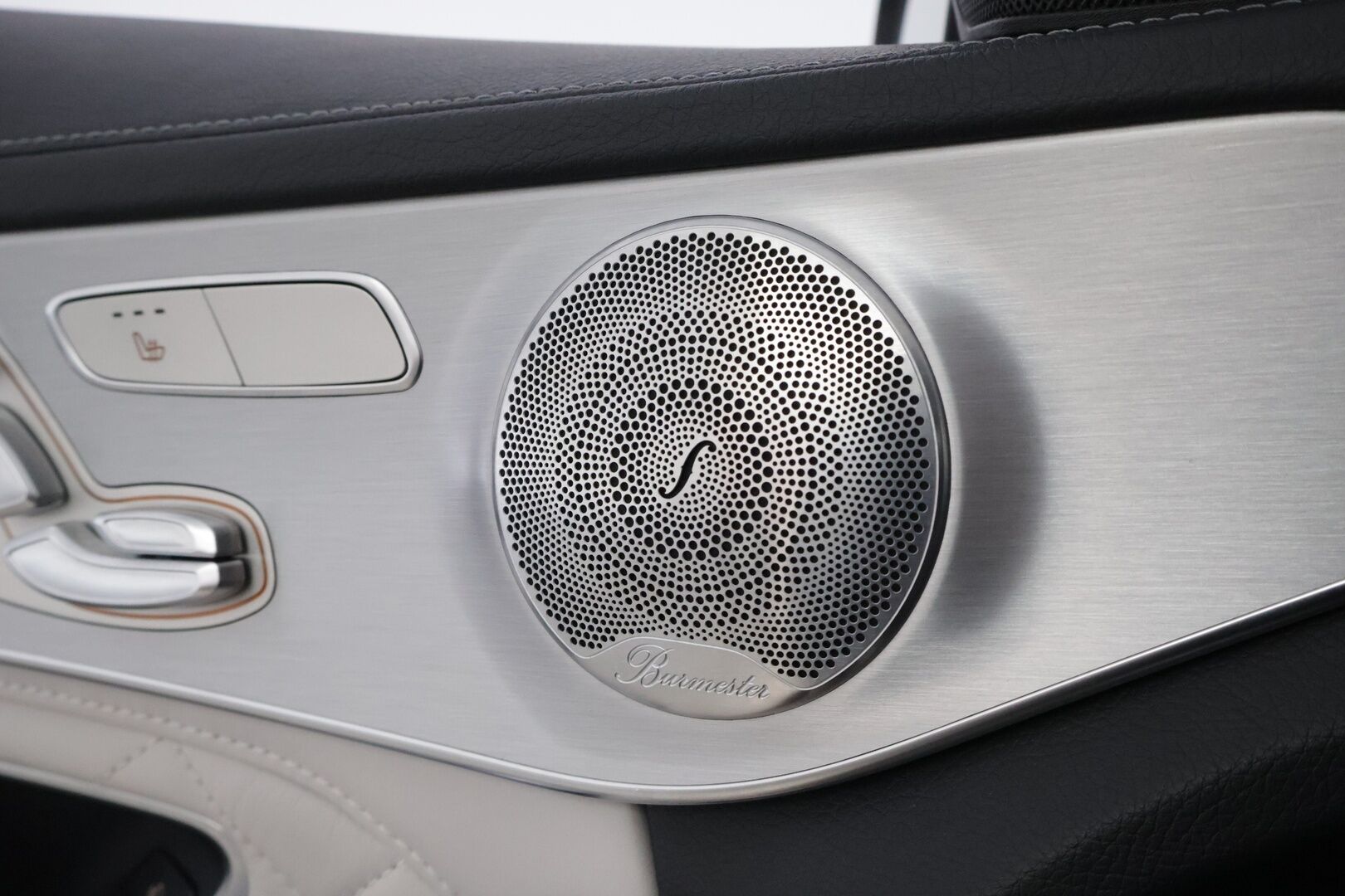 Mercedes-Benz C 2015 220 BlueTec T A Edition 1 * Webasto / Designo Nahat Muistilla / Burmester / Vakkari / Peruutustutkat! - Näyttävä / Harvoin tarjolla / Juuri tullut Tampereelle! - HULLUT AVAJAISHULINAT KORKOTARJOUS 3,29 %