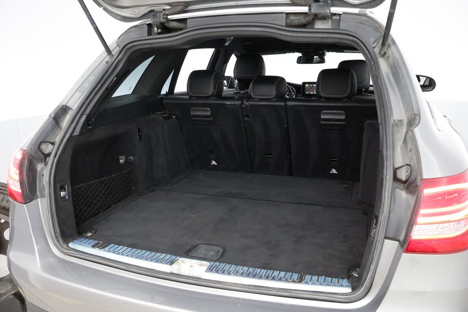 Mercedes-Benz C 2015 220 BlueTec T A Edition 1 * Webasto / Designo Nahat Muistilla / Burmester / Vakkari / Peruutustutkat! - Näyttävä / Harvoin tarjolla / Juuri tullut Tampereelle! - HULLUT AVAJAISHULINAT KORKOTARJOUS 3,29 %