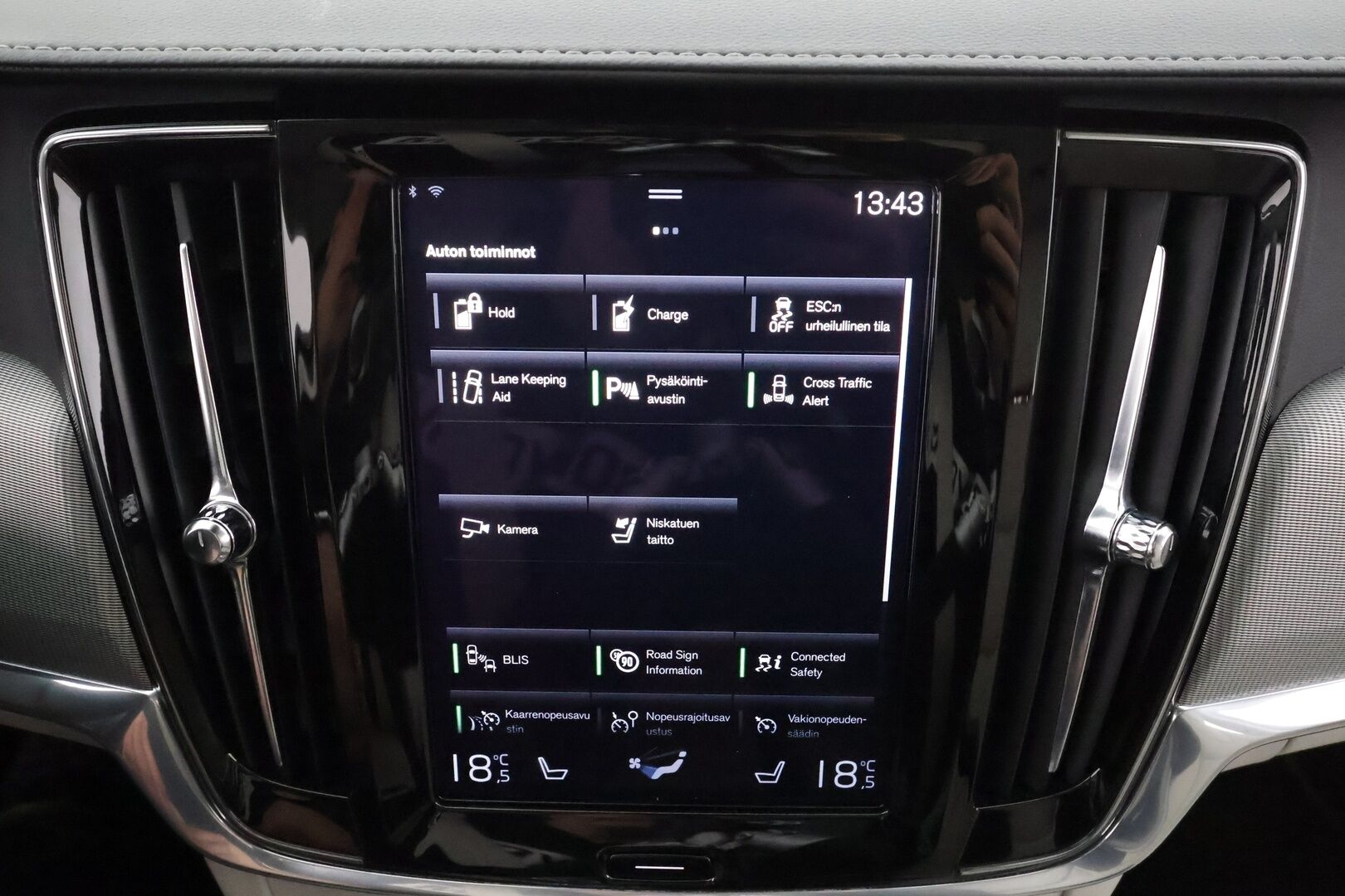 Volvo V90 2020 T8 TwE AWD Business Inscription aut - Suomiauto | Webasto | Harman&Kardon | Panoraama | Ilma-Alusta | Peruutuskamera | Full LED | Nahkasisusta | Supervarusteet!