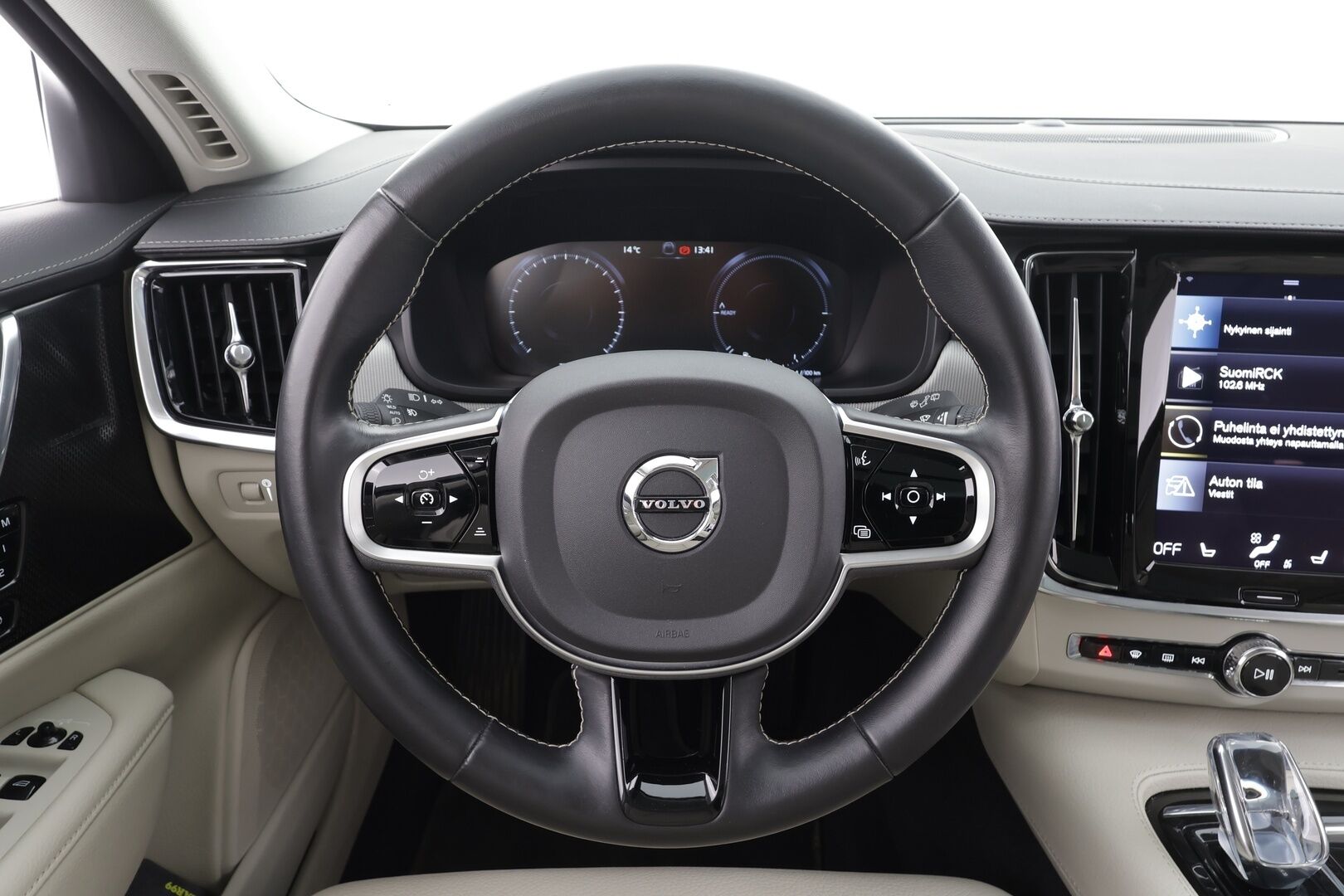 Volvo V90 2020 T8 TwE AWD Business Inscription aut - Suomiauto | Webasto | Harman&Kardon | Panoraama | Ilma-Alusta | Peruutuskamera | Full LED | Nahkasisusta | Supervarusteet!