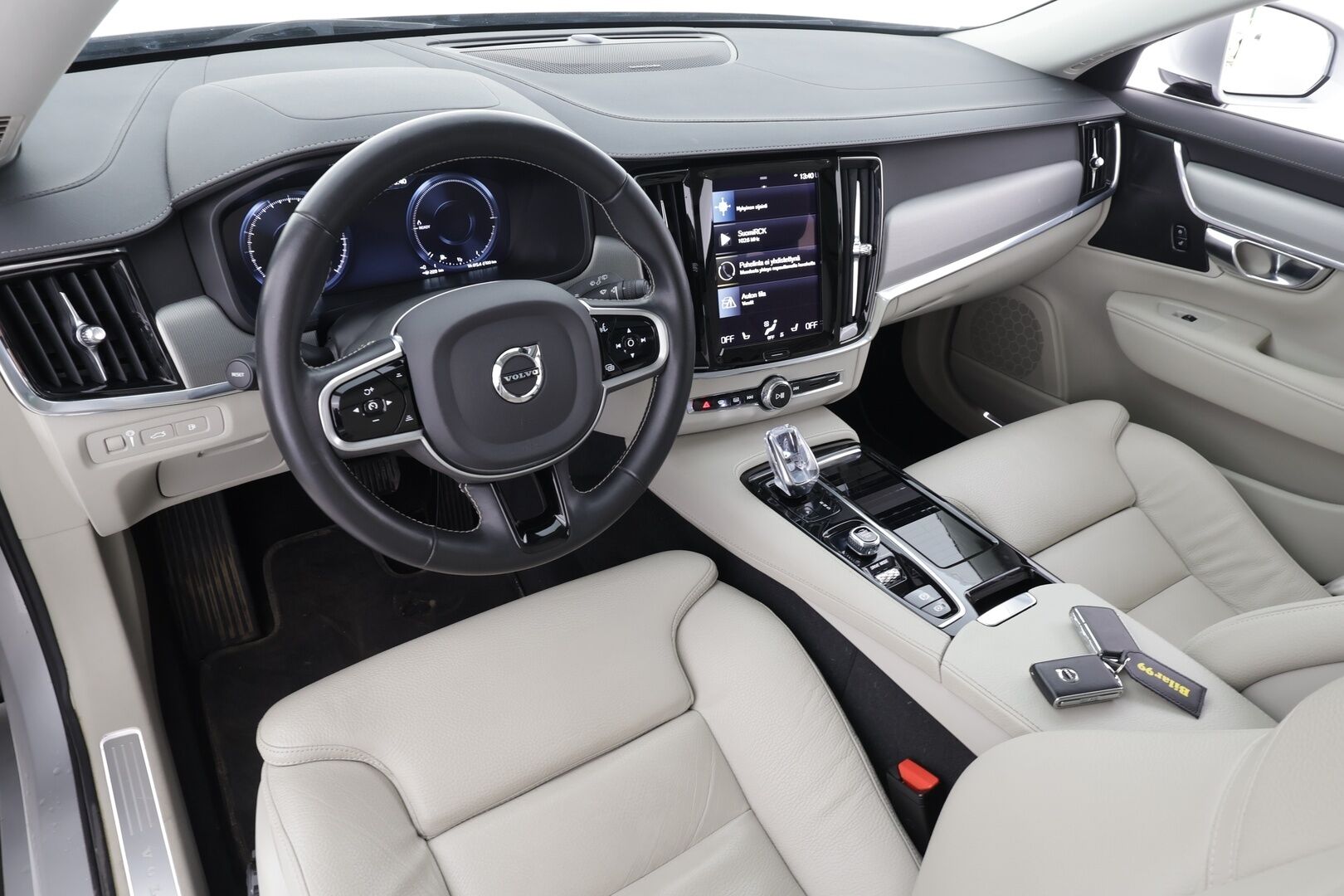 Volvo V90 2020 T8 TwE AWD Business Inscription aut - Suomiauto | Webasto | Harman&Kardon | Panoraama | Ilma-Alusta | Peruutuskamera | Full LED | Nahkasisusta | Supervarusteet!
