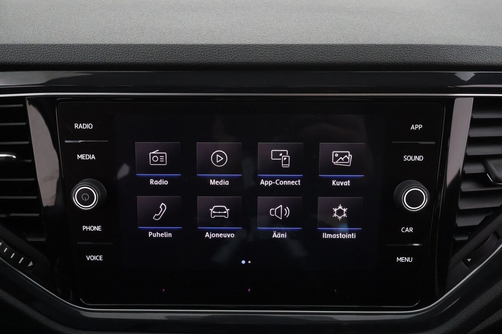 Volkswagen T-Roc 2020 Sport 1,5 TSI EVO 110 kW DSG * Webasto / ACC / LED / P.tutkat / Kaistavahti * - Suomi-auto / Kahdet renkaat 