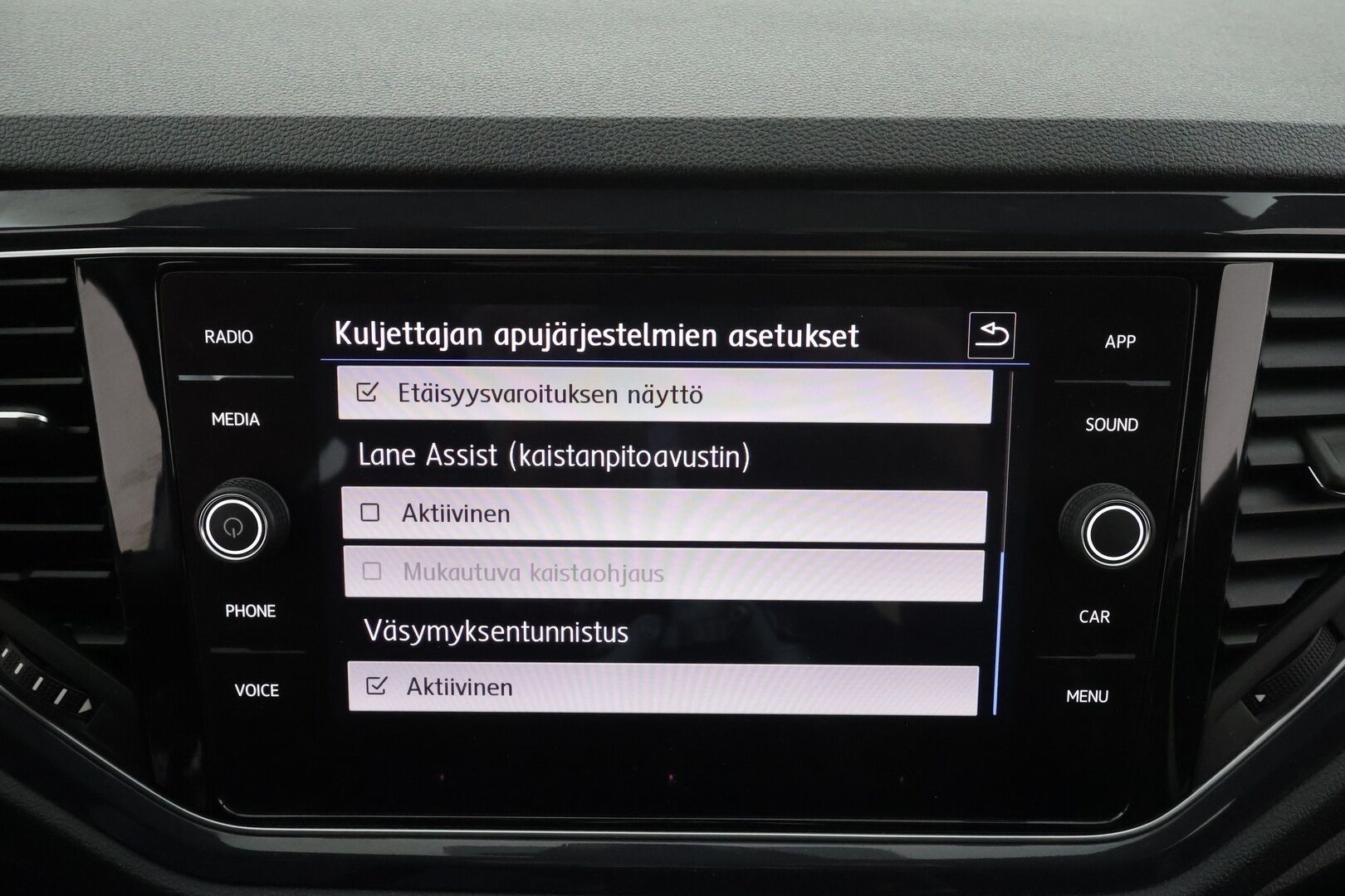 Volkswagen T-Roc 2020 Sport 1,5 TSI EVO 110 kW DSG * Webasto / ACC / LED / P.tutkat / Kaistavahti * - Suomi-auto / Kahdet renkaat 