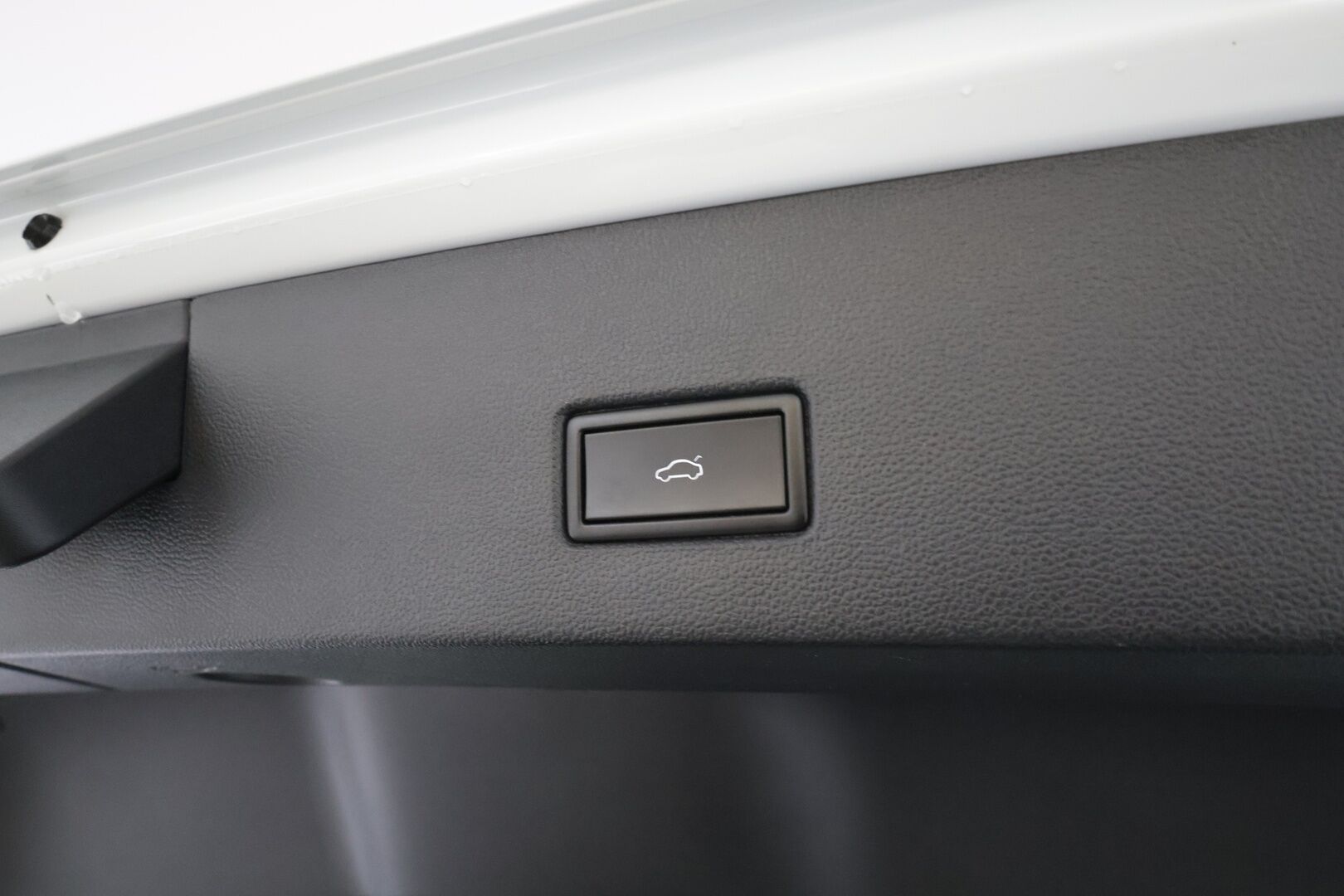 Volkswagen T-Roc 2020 Sport 1,5 TSI EVO 110 kW DSG * Webasto / ACC / LED / P.tutkat / Kaistavahti * - Suomi-auto / Kahdet renkaat 