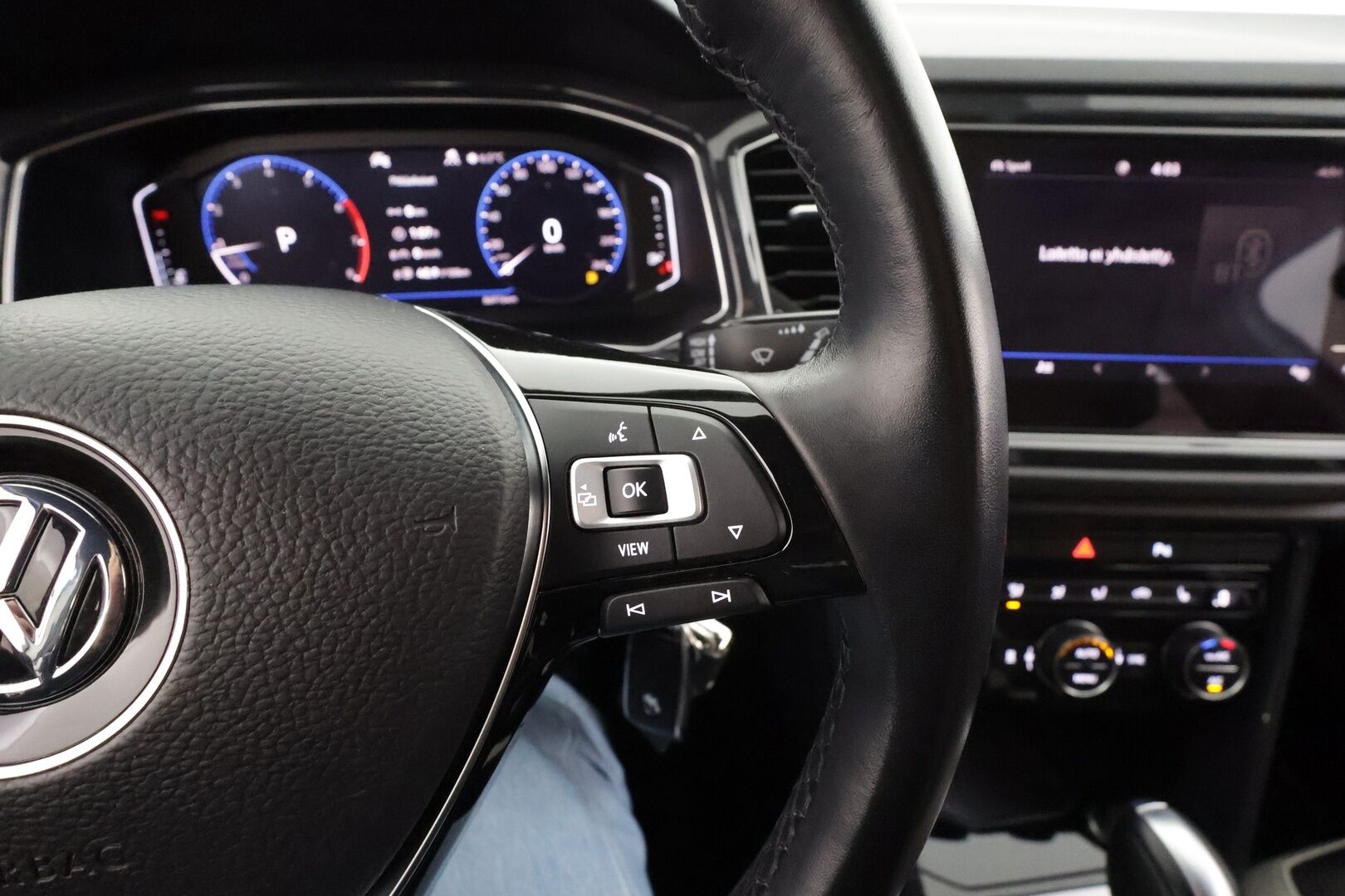 Volkswagen T-Roc 2020 Sport 1,5 TSI EVO 110 kW DSG * Webasto / ACC / LED / P.tutkat / Kaistavahti * - Suomi-auto / Kahdet renkaat 