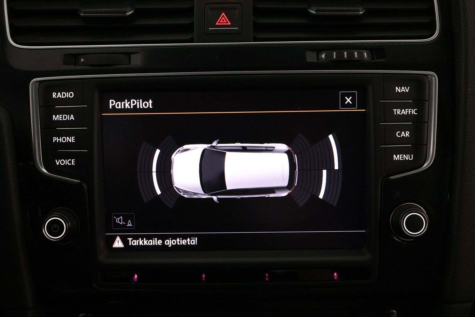 Volkswagen Golf 2016 GTE Plug-In Hybrid DSG Aut - *Akkupaketti uusittu / Vetokoukku / Särmä huoltokirja / Led-ajovalot / Näyttävä!!* *MYYDÄÄN HUUTOKAUPAT.COMISSA!!*