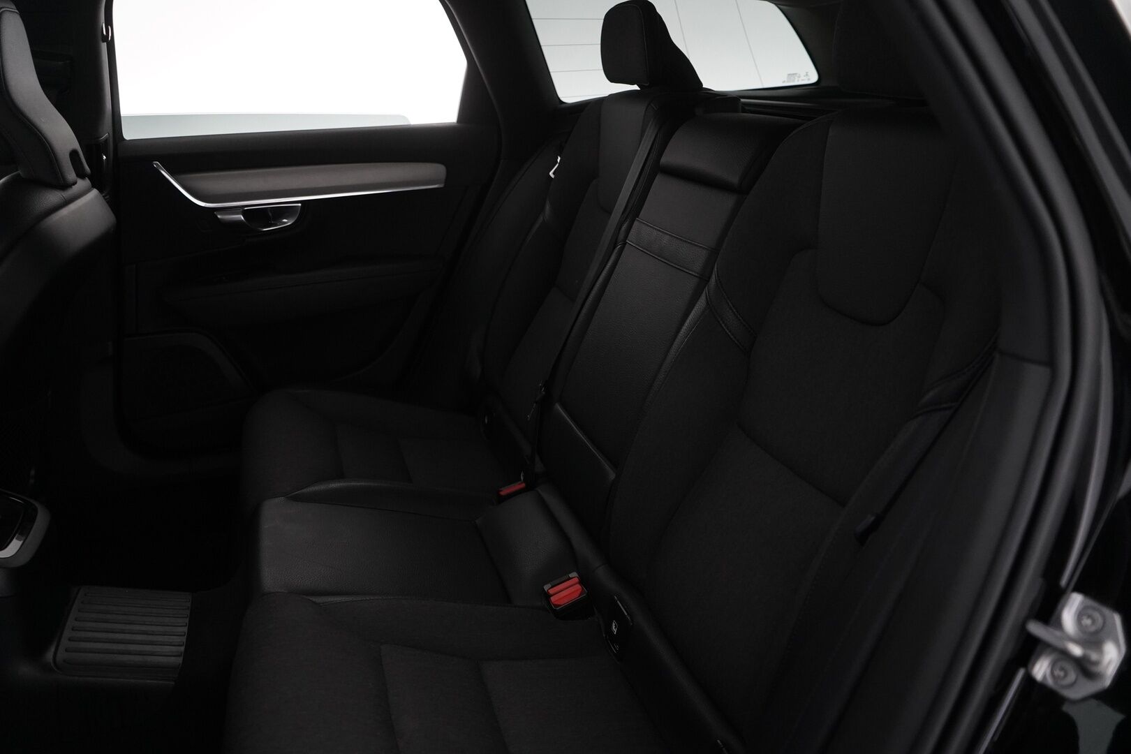 Volvo V90 2021 T6 TwE AWD Inscription Expression aut * ACC / Kamera / Koukku / Pilot Assist / Keyless * - Myydään juuri huollettuna / Kahdet vanteet / Akku kuntotarkastettu!