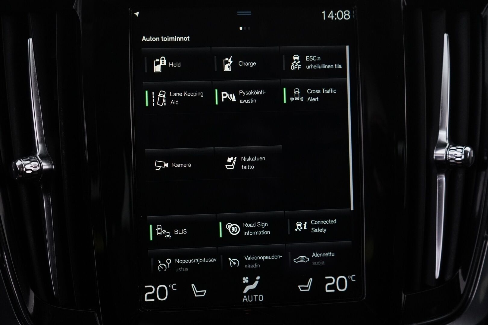Volvo V90 2021 T6 TwE AWD Inscription Expression aut * ACC / Kamera / Koukku / Pilot Assist / Keyless * - Myydään juuri huollettuna / Kahdet vanteet / Akku kuntotarkastettu!