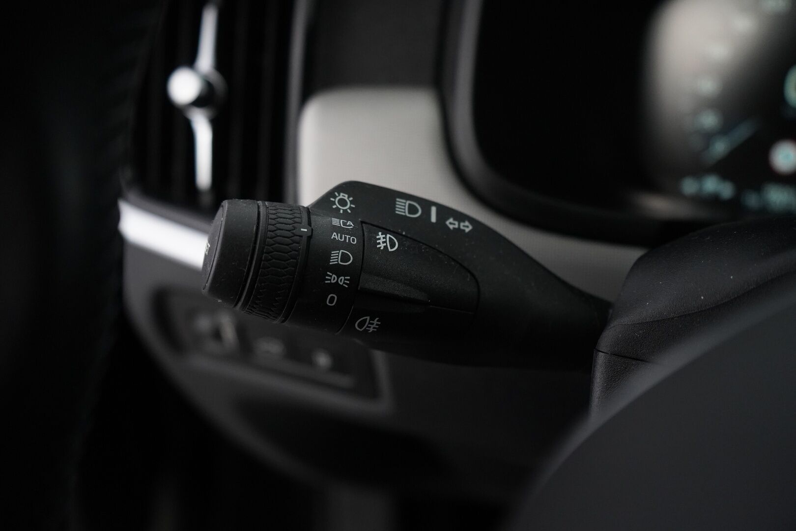 Volvo V90 2021 T6 TwE AWD Inscription Expression aut * ACC / Kamera / Koukku / Pilot Assist / Keyless * - Myydään juuri huollettuna / Kahdet vanteet / Akku kuntotarkastettu!