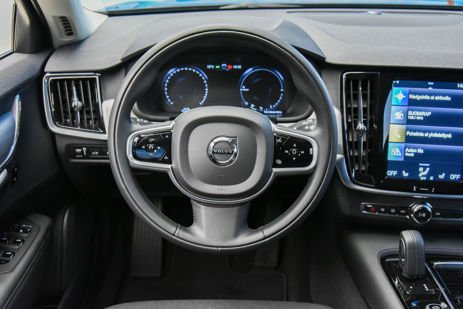 Volvo V90 2021 T6 TwE AWD Inscription Expression aut * ACC / Kamera / Koukku / Pilot Assist / Keyless * - Myydään juuri huollettuna / Kahdet vanteet / Akku kuntotarkastettu!