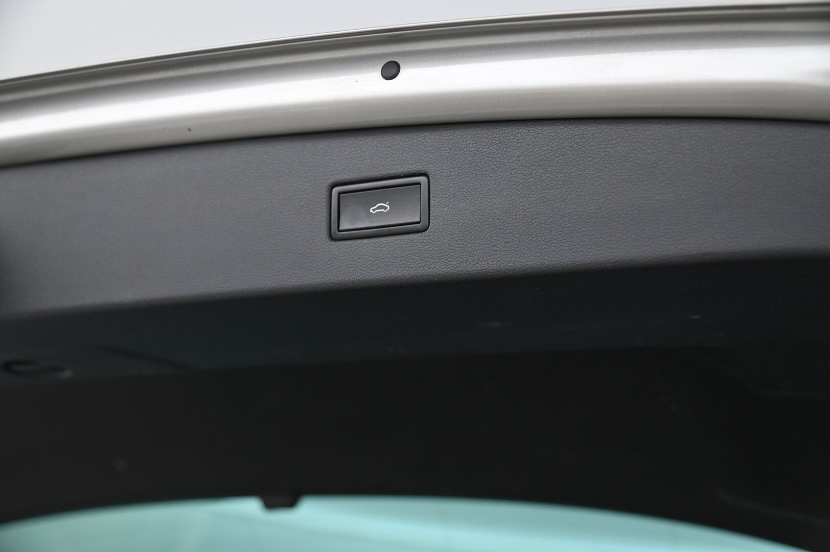 Volkswagen Tiguan 2017 Highline 2,0 TDI SCR 140 kW 4MOTION DSG * ACC / Webasto / Digimittaristo / Vaaleat muistinahat / Koukku / Dynaudio * - 2 Alut / P.kamera / KeyLessGo / Dynaamiset Ledit 