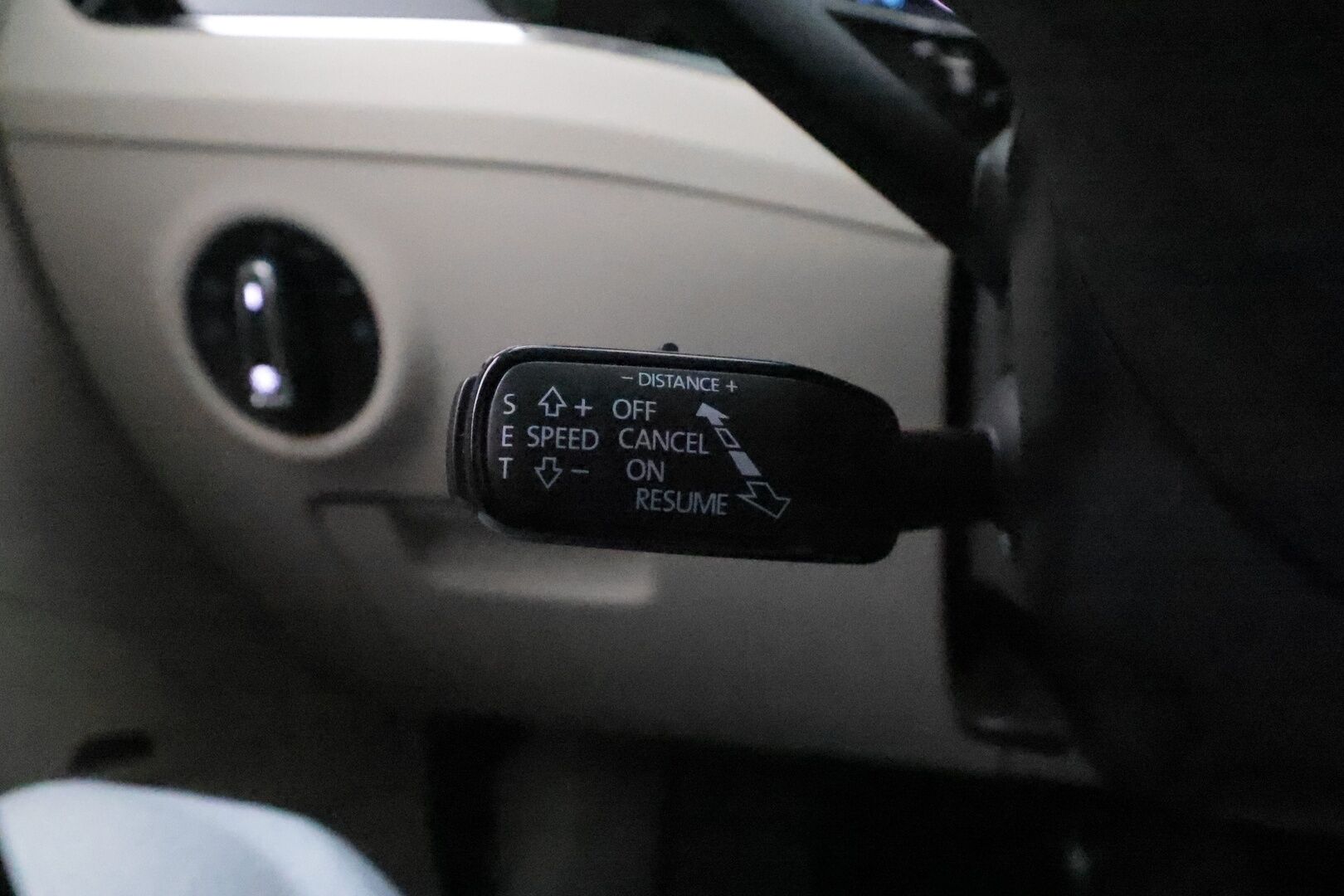 Skoda Superb 2020 1,4 TSI PHEV L&K iV DSG **Webasto / Koukku / ACC / Matrix / Kattoluukku / P.kamera / Ilmastoitu&Hierova Muistipenkki** - Canton / 1-om Suomi-auto / 2x Latauskaapelit / Kahdet Renkaat / **HYVILLÄ KAMOILLA** 