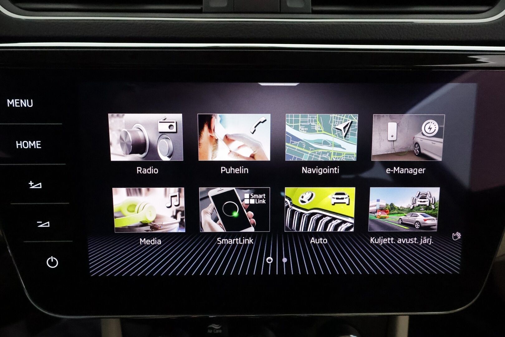 Skoda Superb 2020 1,4 TSI PHEV L&K iV DSG **Webasto / Koukku / ACC / Matrix / Kattoluukku / P.kamera / Ilmastoitu&Hierova Muistipenkki** - Canton / 1-om Suomi-auto / 2x Latauskaapelit / Kahdet Renkaat / **HYVILLÄ KAMOILLA** 