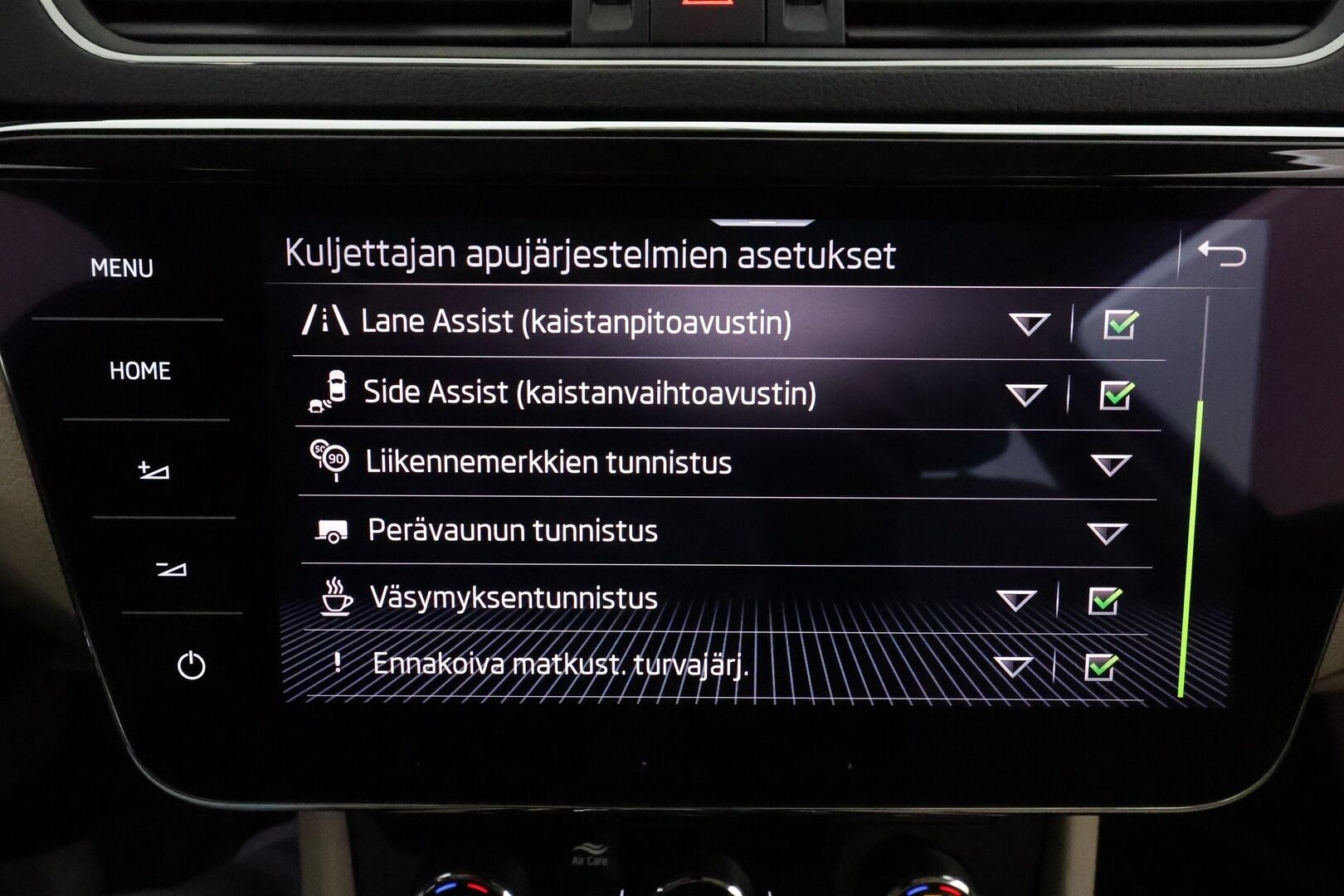 Skoda Superb 2020 1,4 TSI PHEV L&K iV DSG **Webasto / Koukku / ACC / Matrix / Kattoluukku / P.kamera / Ilmastoitu&Hierova Muistipenkki** - Canton / 1-om Suomi-auto / 2x Latauskaapelit / Kahdet Renkaat / **HYVILLÄ KAMOILLA** 