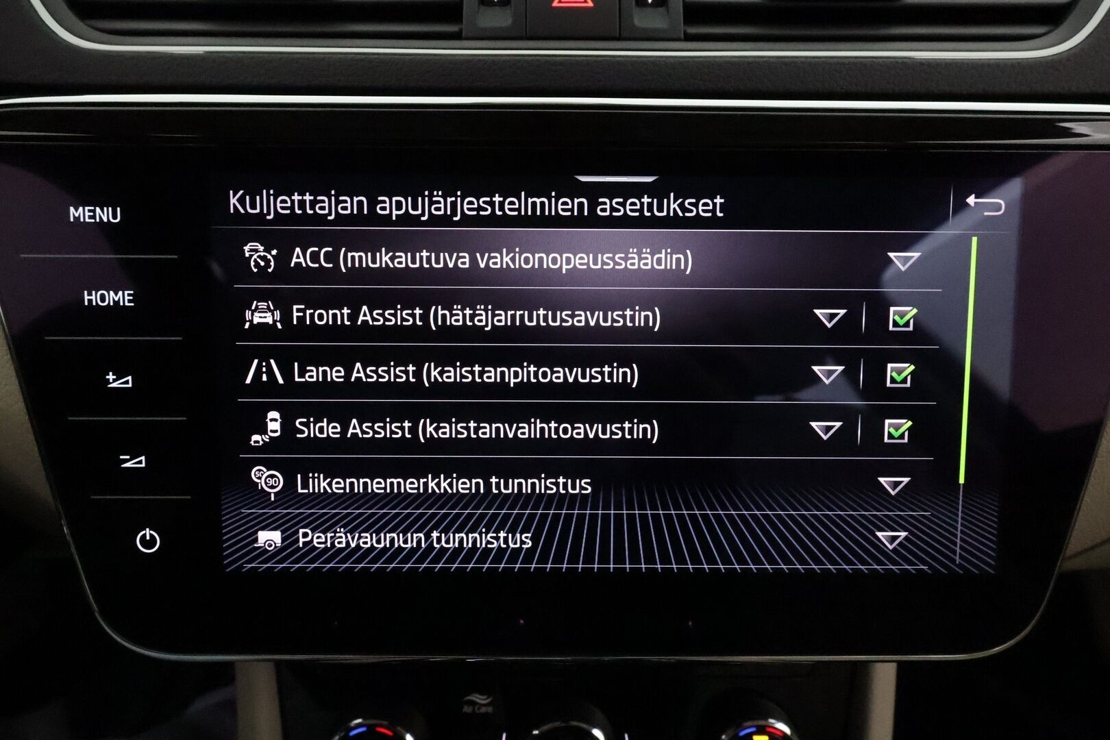 Skoda Superb 2020 1,4 TSI PHEV L&K iV DSG **Webasto / Koukku / ACC / Matrix / Kattoluukku / P.kamera / Ilmastoitu&Hierova Muistipenkki** - Canton / 1-om Suomi-auto / 2x Latauskaapelit / Kahdet Renkaat / **HYVILLÄ KAMOILLA** 