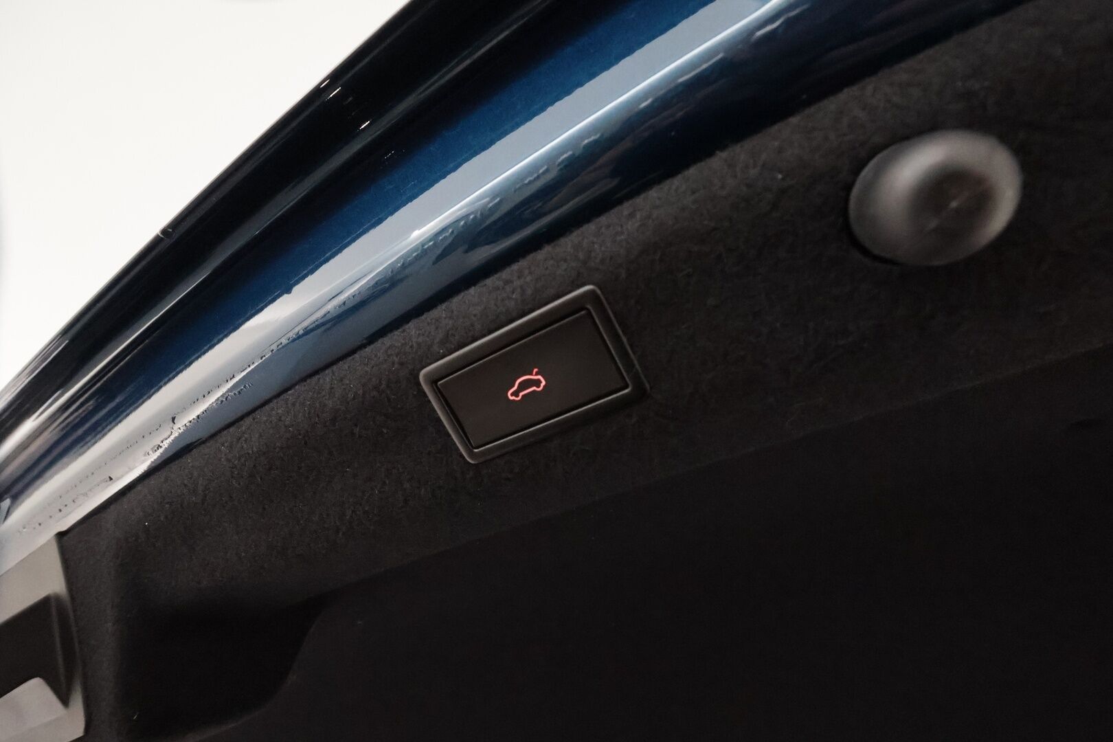 Skoda Superb 2020 1,4 TSI PHEV L&K iV DSG **Webasto / Koukku / ACC / Matrix / Kattoluukku / P.kamera / Ilmastoitu&Hierova Muistipenkki** - Canton / 1-om Suomi-auto / 2x Latauskaapelit / Kahdet Renkaat / **HYVILLÄ KAMOILLA** 