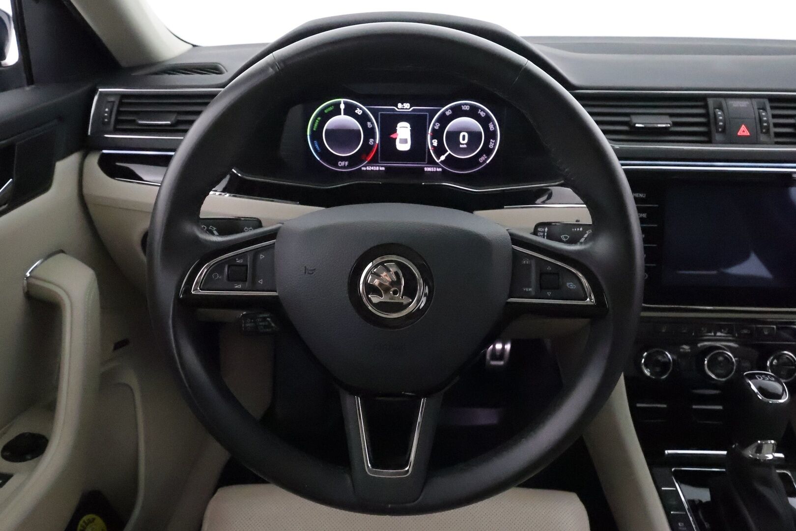Skoda Superb 2020 1,4 TSI PHEV L&K iV DSG **Webasto / Koukku / ACC / Matrix / Kattoluukku / P.kamera / Ilmastoitu&Hierova Muistipenkki** - Canton / 1-om Suomi-auto / 2x Latauskaapelit / Kahdet Renkaat / **HYVILLÄ KAMOILLA** 