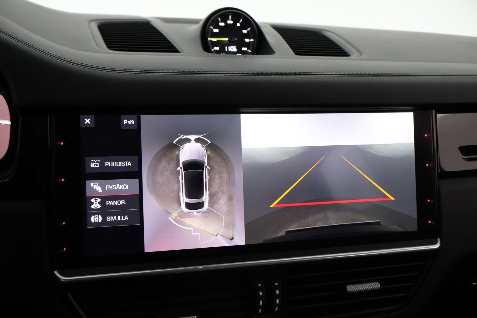 Porsche Cayenne 2020 E-Hybrid Coupé - 2,99 % KORKOTARJOUS TÄHÄN AUTOON - Adapt.Vakkari / Bose Surround / Imuovet / Panoraama / PASM / 12-Suuntaiset Nahkapenkit / Sport Chrono / Vetokoukku / Supervarusteet!