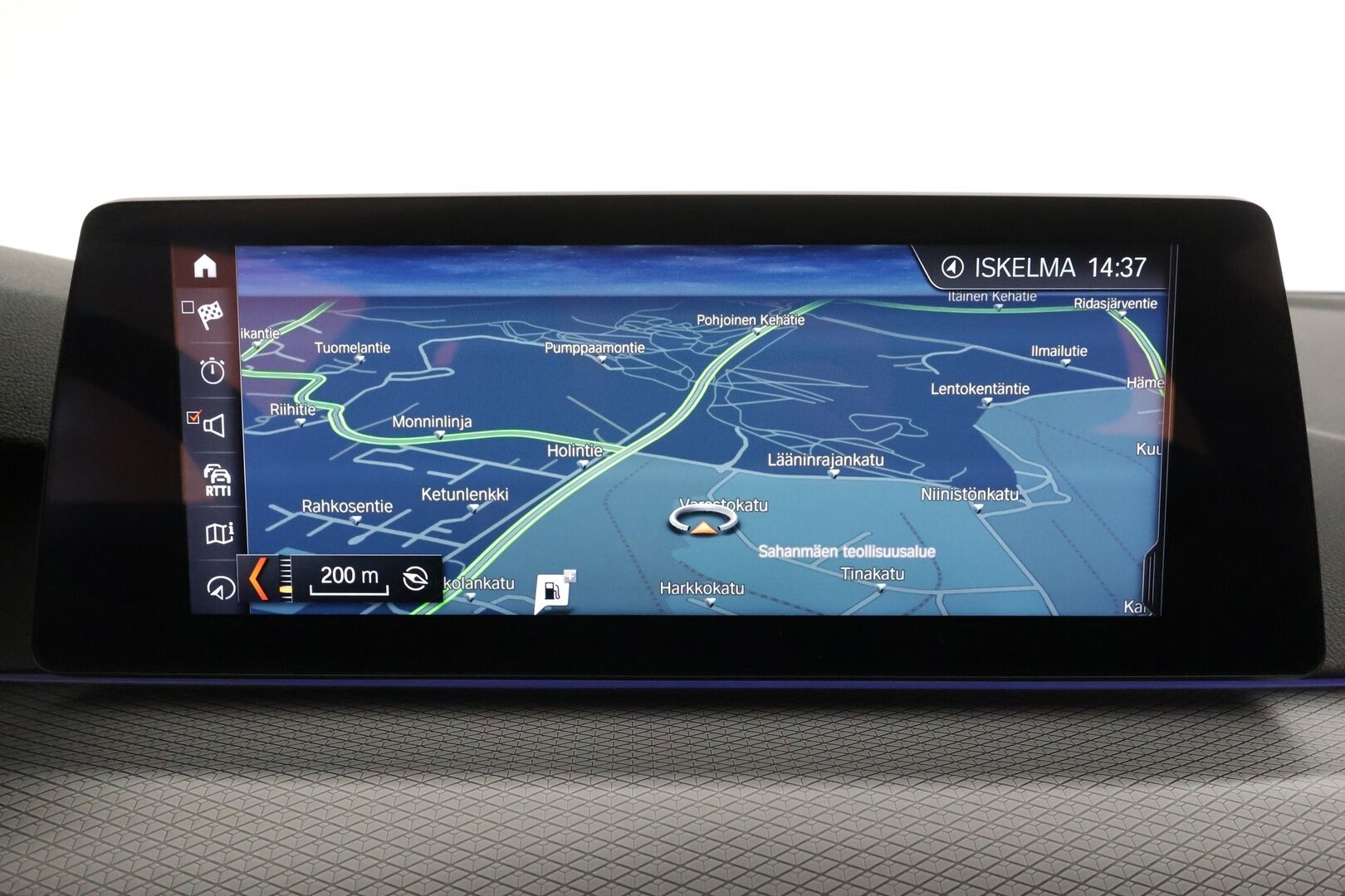 BMW 520 2018 G31 Touring 520d A xDrive Business Comfort M Sport * Webasto / HiFi / Sporttinahat / Vetokoukku / Adapt.LED / HUD / ShadowLine - 360-Kamera / Navi / 2x Renkaat aluvantein / Huippusiisti! - HULLUT JOULUT KORKOTARJOUS 2,49% 