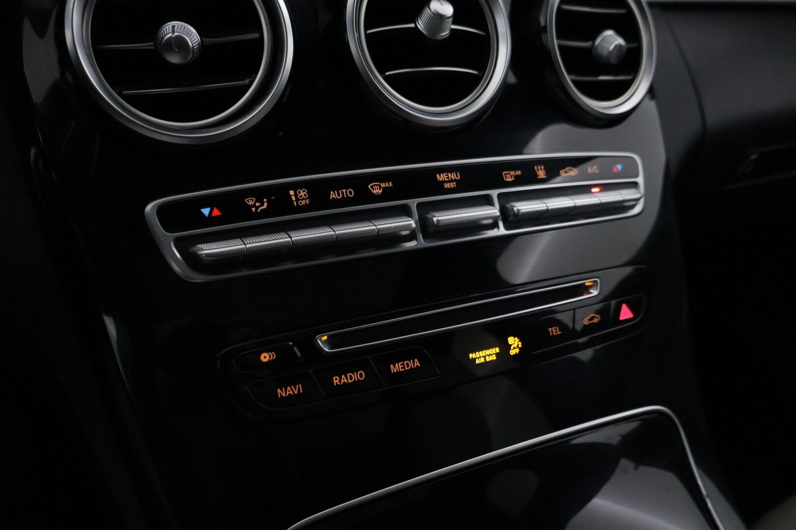 Mercedes-Benz C 2016 220 D AMG - | LED | Panorama | Webasto | Ambient | Keyless | IHC | Sähkös.Istuimet | Tutkat | S.Luukku |
