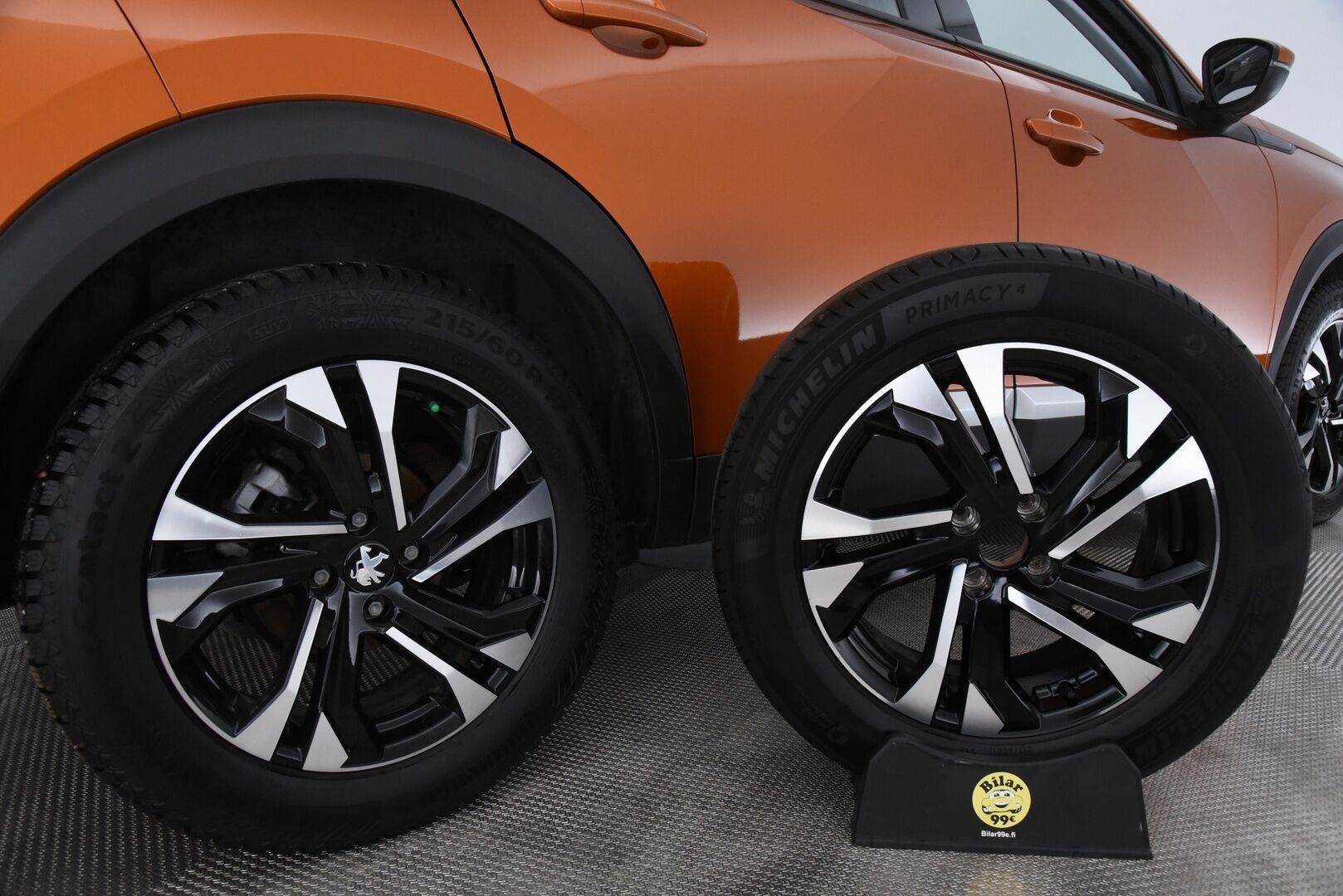 Peugeot 2008 2021 Allure 210 Anniversary PureTech 130 EAT8-autom / Suomi-auto / vakkari / 360-Kamera / LED-valot